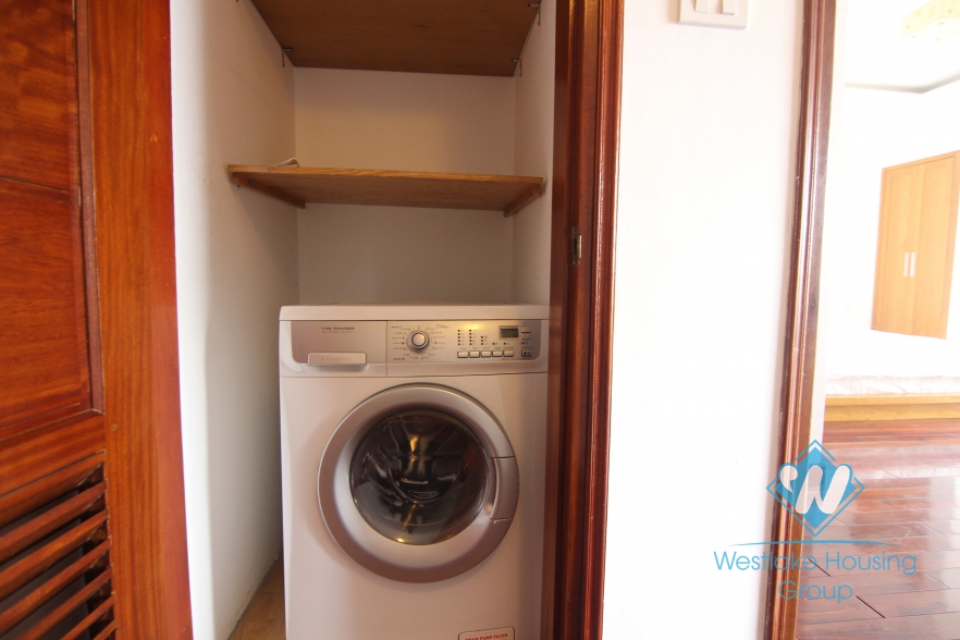 High quality apartment with 03 bedrooms for rent in Xuan Dieu, Tay Ho, Ha Noi